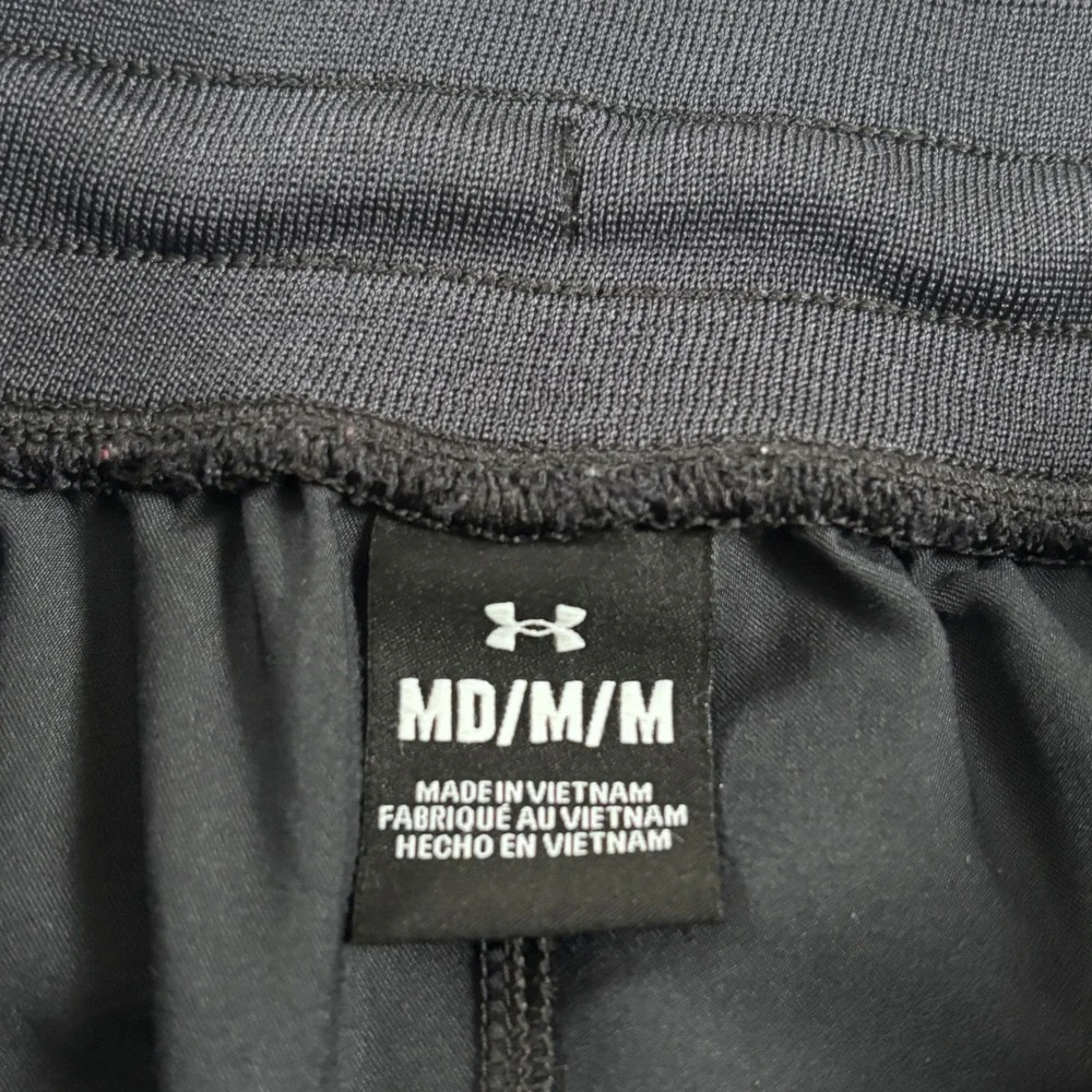Under Armour Unstoppable Cargo Pants Mens Medium Black Tapered 1373864 FW2022